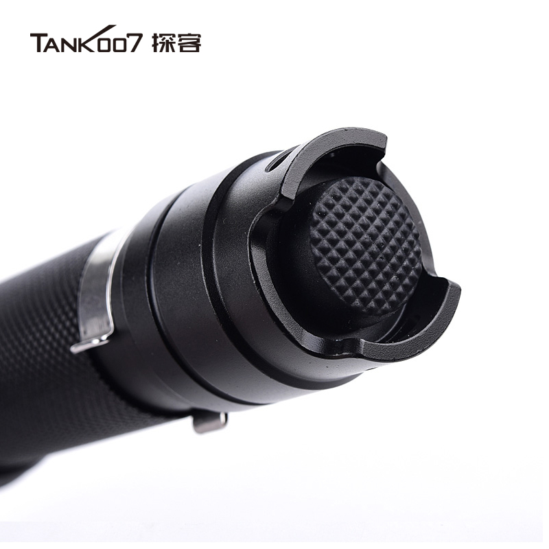 戶(hù)外強(qiáng)光手電筒_led強(qiáng)光手電廠家